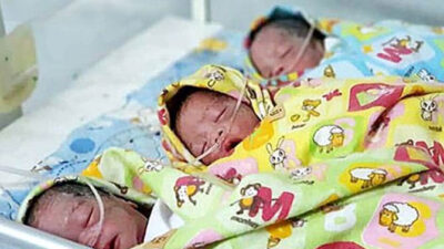 Bayi Kembar Tiga di Banyuwangi Lahir Tanpa Operasi