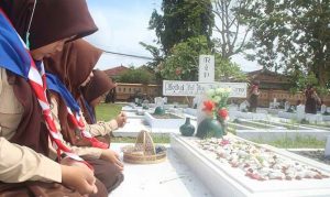 Hero's Day, TMP Wisma Raga Satria Crowded Pilgrims