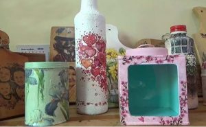 Creative, Residents Turn Inorganic Garbage Into Beautiful Crafts