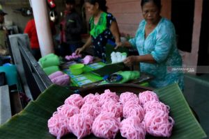 Patola, Jajanan Khas Banyuwangi Saat Ramadan