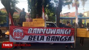 Puluhan Massa Gelar Aksi Tolak People Power