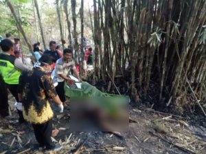 Nenek 65 Tahun di Bangorejo Ditemukan Tewas Terbakar di Kebun