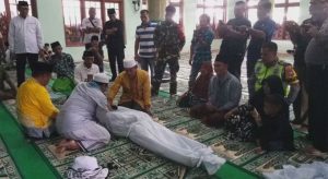 Accused of having witchcraft, Banyuwangi Residents Take Pocong Oath