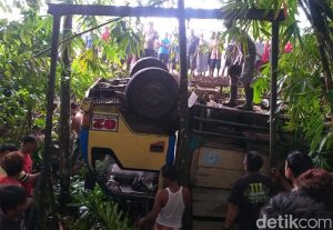 Truk Angkut 20 Pekerja Perkebunan Terjun ke Jurang, Satu Meninggal