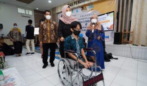 Ke Kantor Dispendik, Bupati Ipuk Instruksikan Fasilitas Ramah Disabilitas