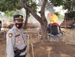 Obrak Sabung Ayam Gambling Area in Wongsorejo, Six Police 4 Two-Wheel Vehicle Unit