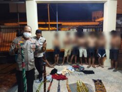 Sarong War in Bangorejo, Dozens of Teens Arrested by Police