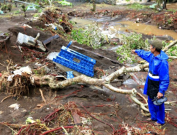 Dozens of Graves at TPU Glenmore Banyuwangi Lost in Flood