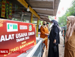 3.700 Business Actors in Banyuwangi Get Business Equipment Assistance Program