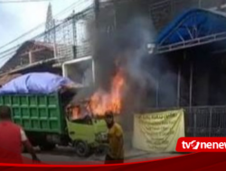 Detik-detik Truk Terbakar di Banyuwangi, Sopir Loncat, Tabrak Pagar Ruko