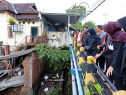 Pantau Dampak Banjir di Banyuwangi, Bupati Ipuk Fiestiandani Tegaskan 4 Fokus Tangani Genangan