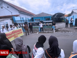 Collect Promises, Dozens of Athletes Geruduk Banyuwangi KONI Office