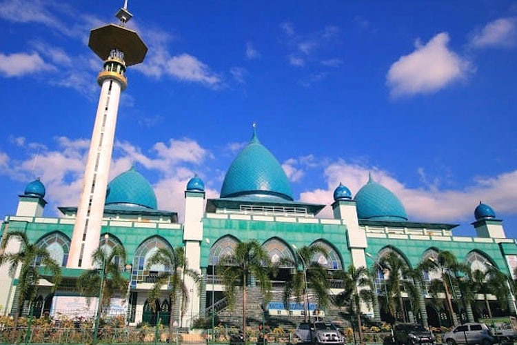 Masjid Agung Baiturrahman Banyuwangi Hadirkan Kajian Ramadan Sebulan Penuh