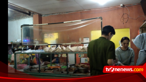 Lezatnya Nasi Tempong, Kuliner Legendaris Banyuwangi yang Diburu untuk Berbuka