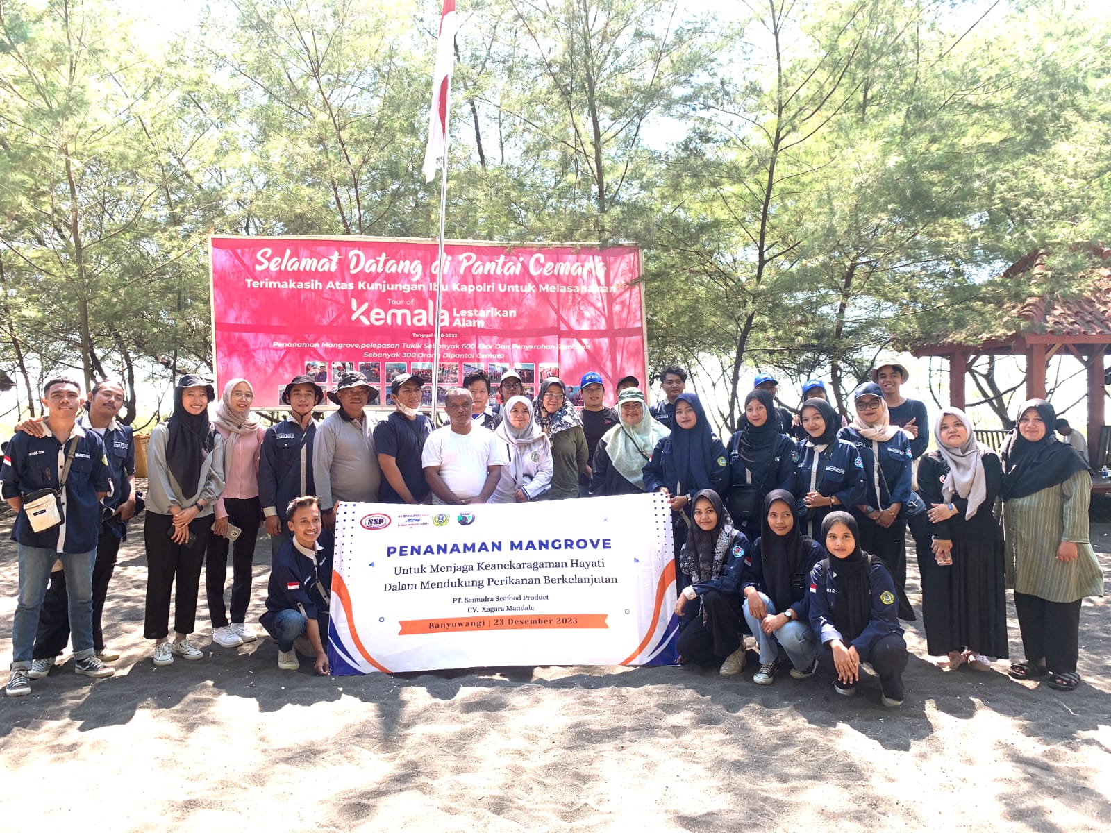 teknologi-hasil-perikanan-uniba-melakukan-penanaman-mangrove-bersama-yayasan-blue-seed-indonesia,-pt-samudra-seafood-product,-dan-cv.-xagara-mandala