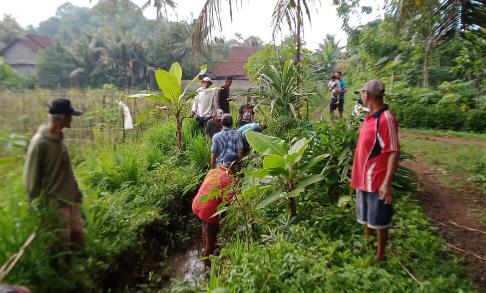 kelompok-tani-margo-utomo-desa-sumbersari-protes-keadilan-air-ke-jogo-tirto