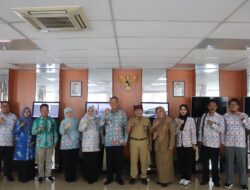 Banyuwangi Hosts Ambassador Goes to Kampung KB, Followed 30 International Representatives