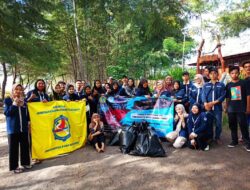 Aksi Coastal Cleanup di Pantai Ria Bomo melalui Pengabdian Prodi Teknologi Hasil Perikanan UNIBA