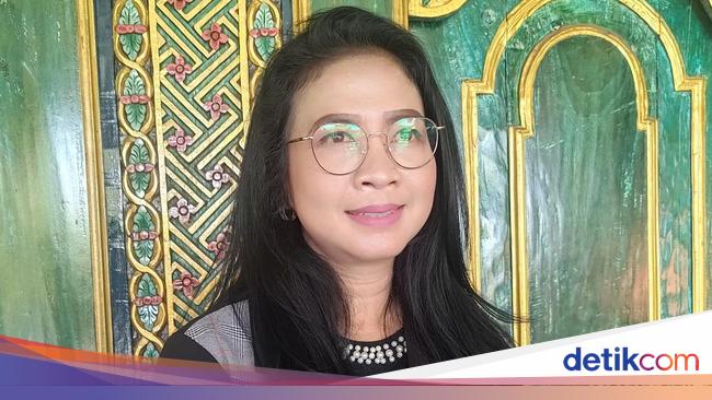 Sosok Ratih Nur Hayati, Caleg NasDem yang Diduga Tarik Bantuan Paving