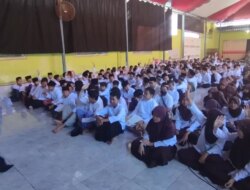 Pondok Ramadan SMPN 2 Srono: Diajak Bijak Bermedsos dan Siswa Setoran Ayat Al-Quran