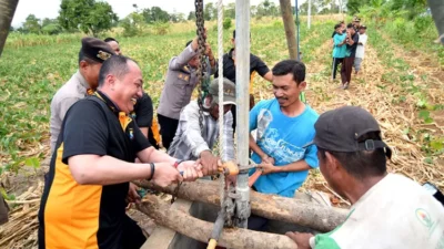 Pal-7-Wongsorejo-residents-can-now-enjoy-clean-water,-supply-150-head-of-family:-all-thanks-to-the-well-drilling-help-of-the-banyuwangi-resta-police-chief
