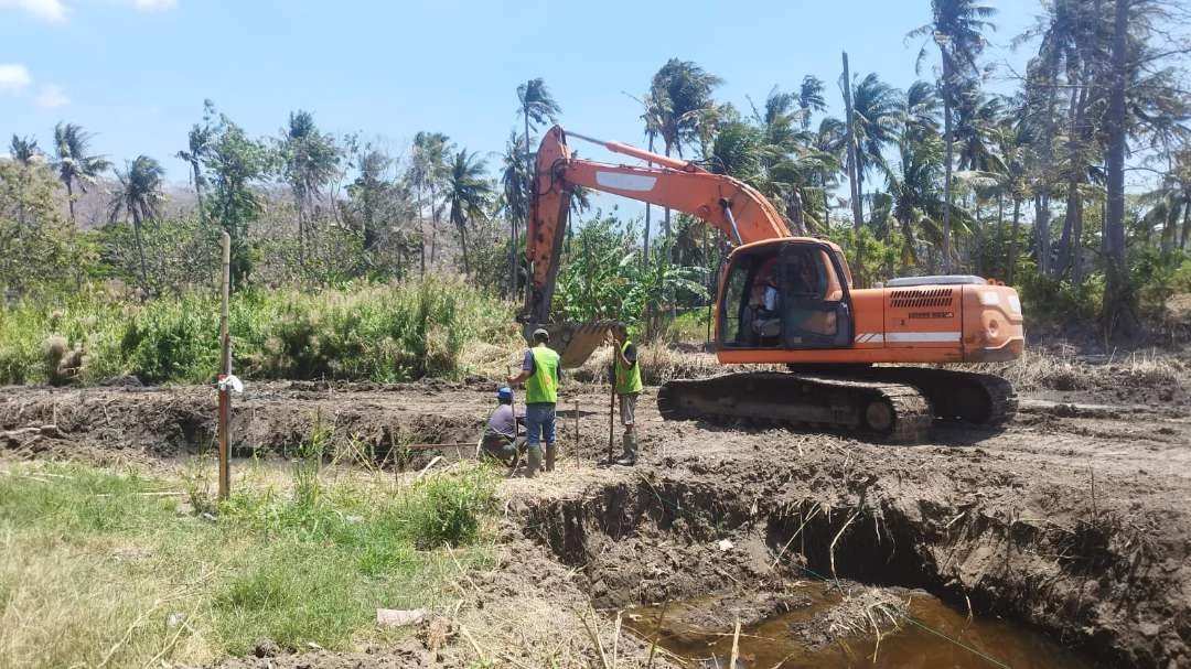 construction-of-wave-breaker-and-pier-in-gwd-banyuwangi-adds-tourist-attractions