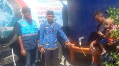 peak-dry season,-bpbd-banyuwangi-supplies-clean-water-to-three-districts-affected-by-drought-–-tribunjatim.com