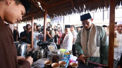 punya-potensi-ekonomi-kreatif-yang-lengkap,-kemenparekraf-gelar-santri-digitalpreneur-di-ponpes-banyuwangi