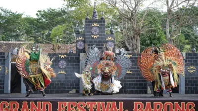 banyuwangi-gelar-festival-barong-kumbo,-dimotori-anak-anak-muda