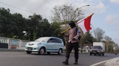 aksi-heroik-aipda-partika-sambut-hari-kesaktian-pancasila,-jalan-kaki-35-kilometer-dari-polsek-wongsorejo,-finis-polresta-banyuwangi