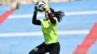 kiper-timnas-sepak-bola-wanita-indonesia-ternyata-cewek-asal-banyuwangi,-siapa-dia?