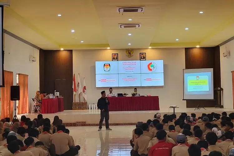 generasi-z-jadi-target-pemilih-untuk-pilkada-serentak-2024-di-banyuwangi