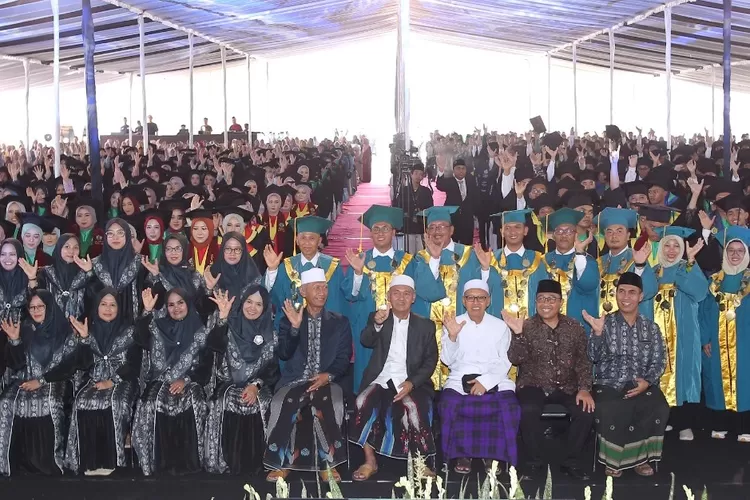 uimsya-blokagung-wisuda-350-mahasiswa,-akan-buka-7-prodi-baru-s-1-dan-s-2